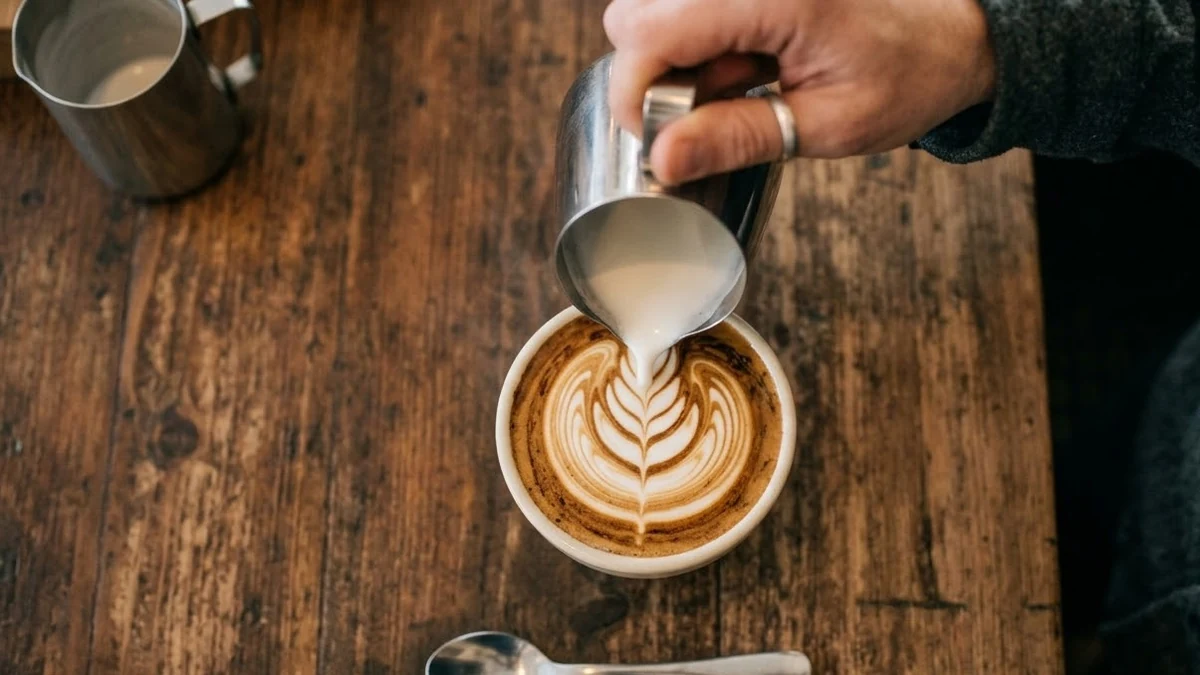 Example result: Latte art pour close-up
